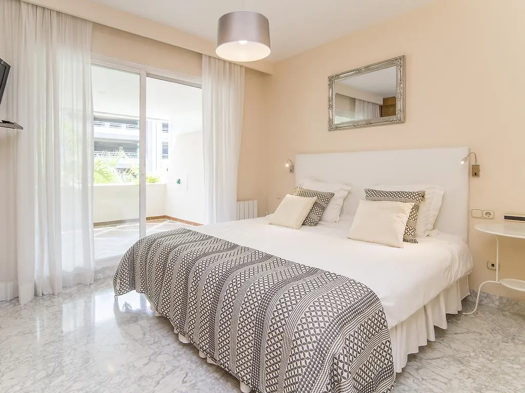 Urban Shopping Banus Apartment Marbella